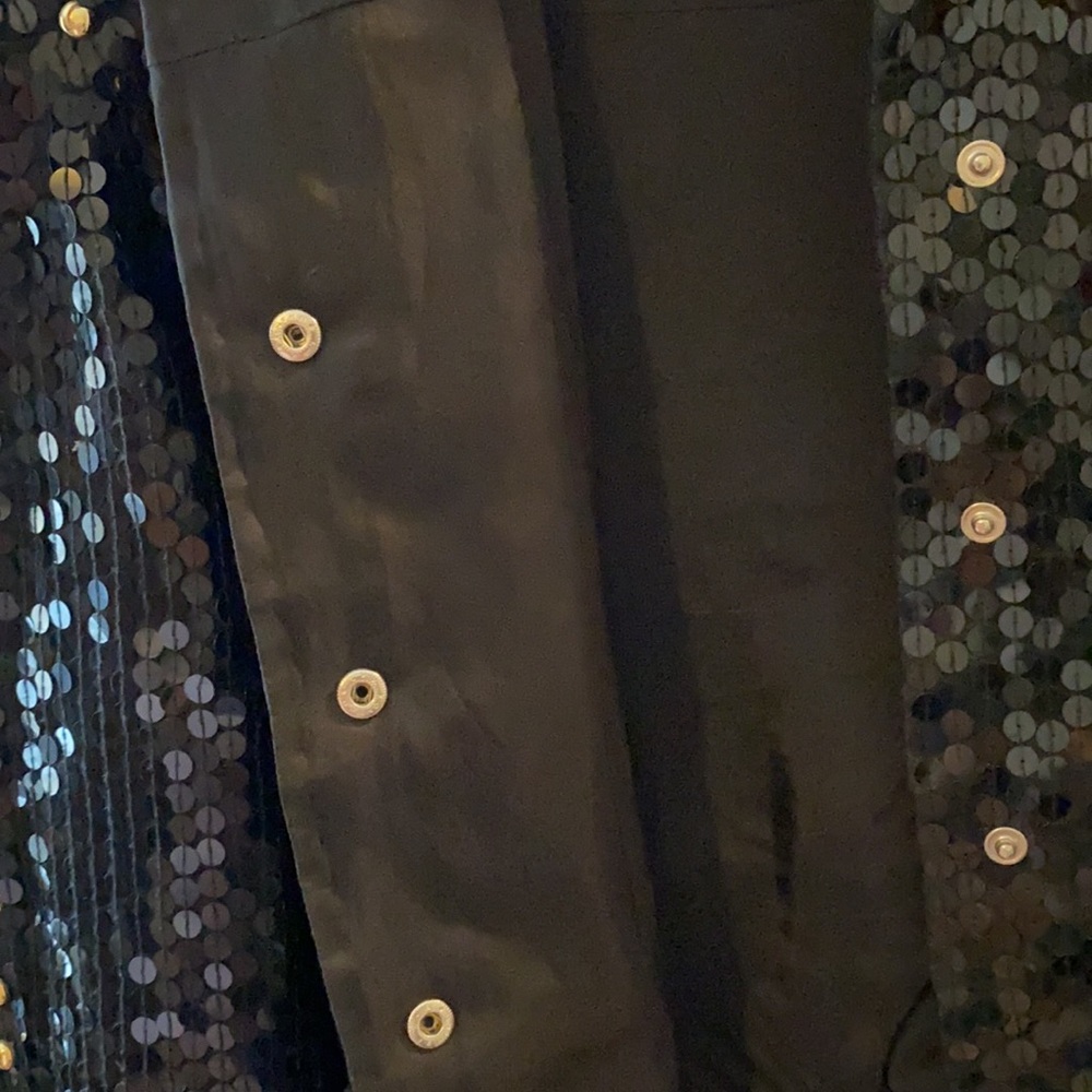 Black sequin jacket with beaded sun face on back ladies - Picture 7 of 9